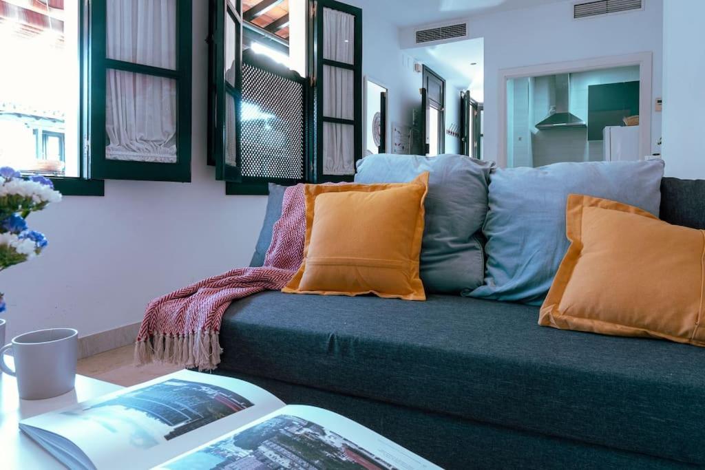 Apartamento Con Encanto En Patio Sevillano Ngoại thất bức ảnh